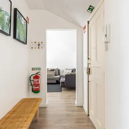 Amazing Views From Terrace 2bed In Ajuda Sleeps 6 Lisboa