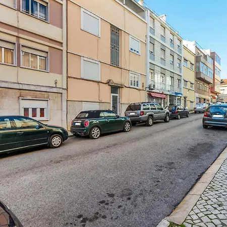 Amazing Views From Terrace 2bed In Ajuda Sleeps 6 Lisboa